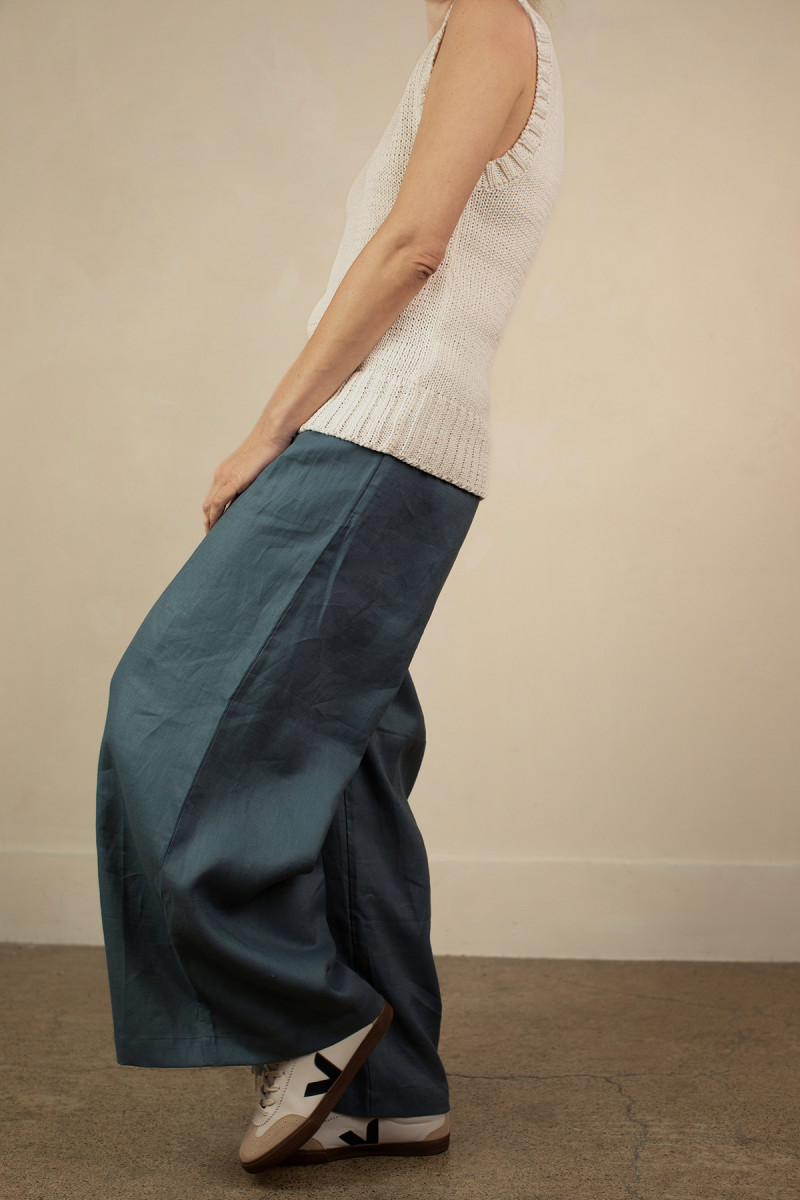 THE BLUE ARDEN LINEN TROUSERS