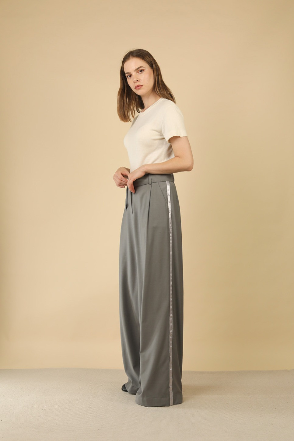 KAI WIDE LEG VIRGIN WOOL PANTS IN LIGHT GREY 