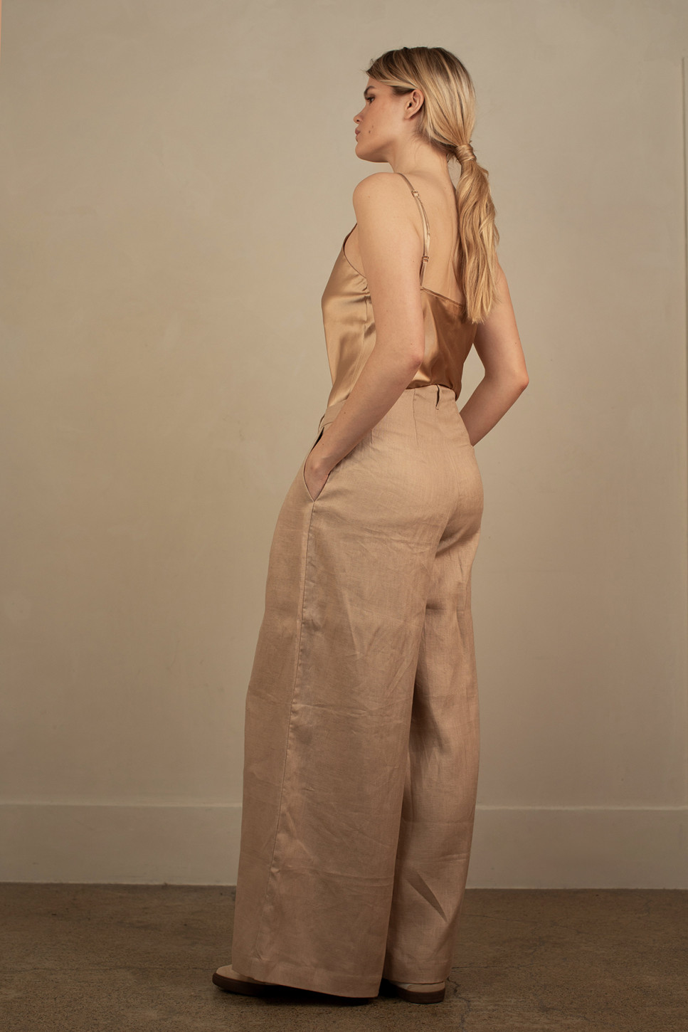 THE ARDEN LINEN TROUSER