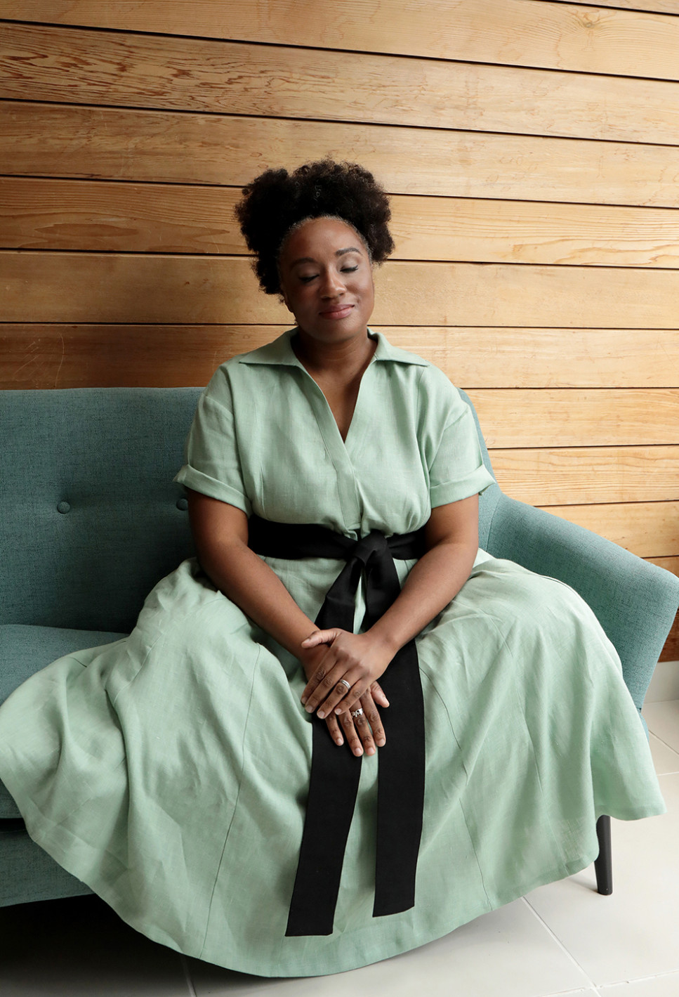 AJA'S LINEN DRESS WITH COTTON BELT 
