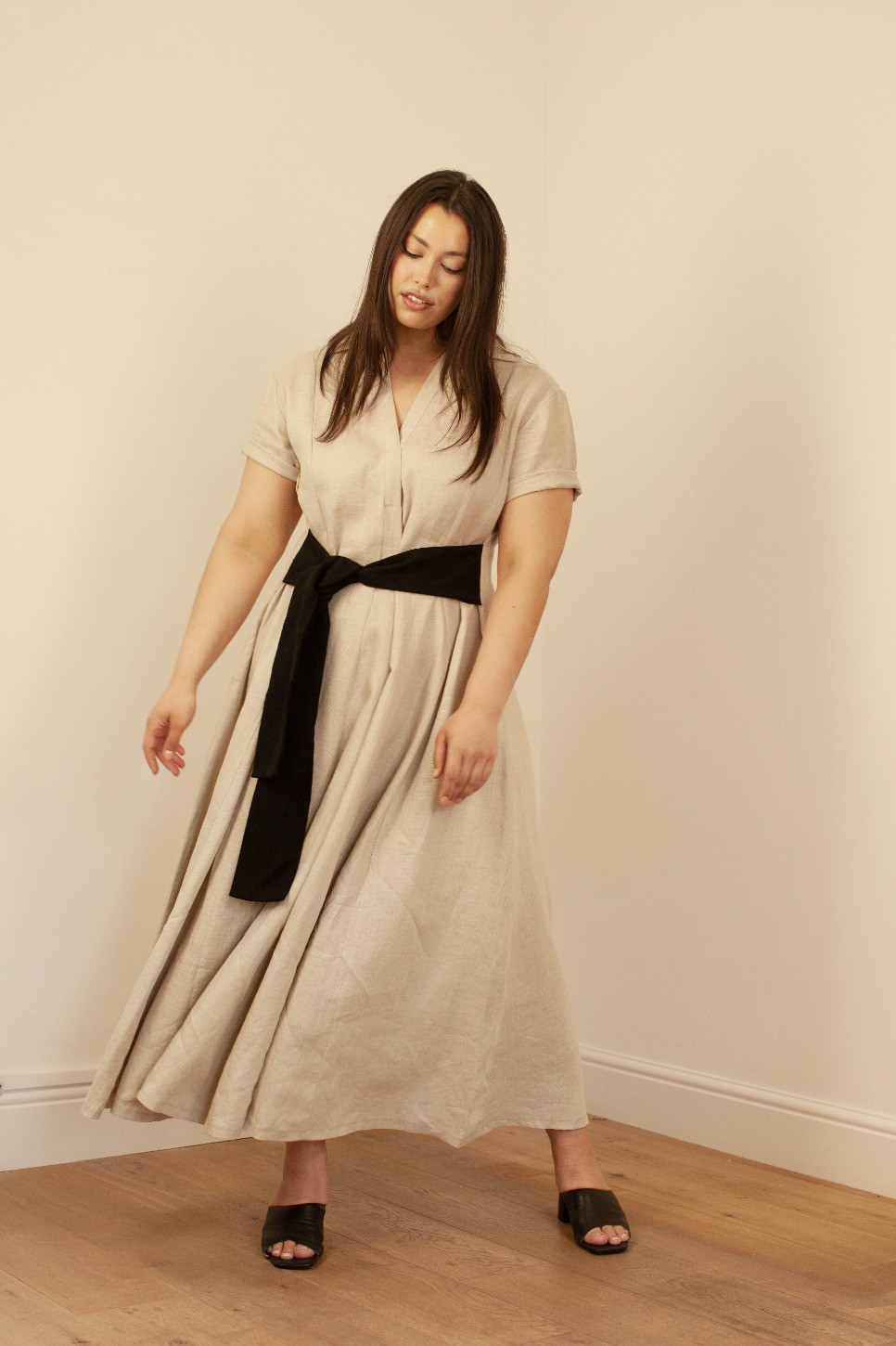 AJA'S FAVORITE MAXI DRESS IN PURE LINEN