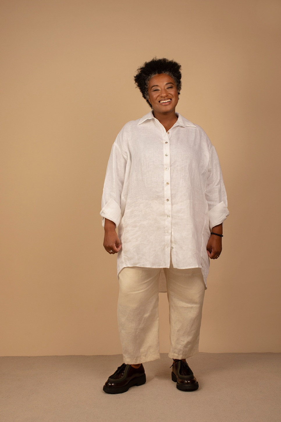 THE LINEN HEIDI OVERSIZED SHIRT 
