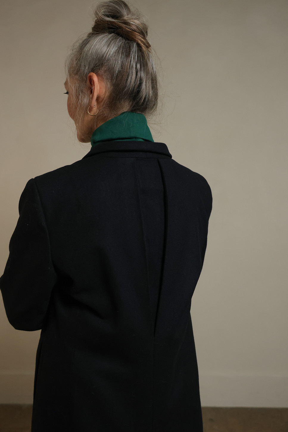 BAILEY TAILORED WOOL COAT 