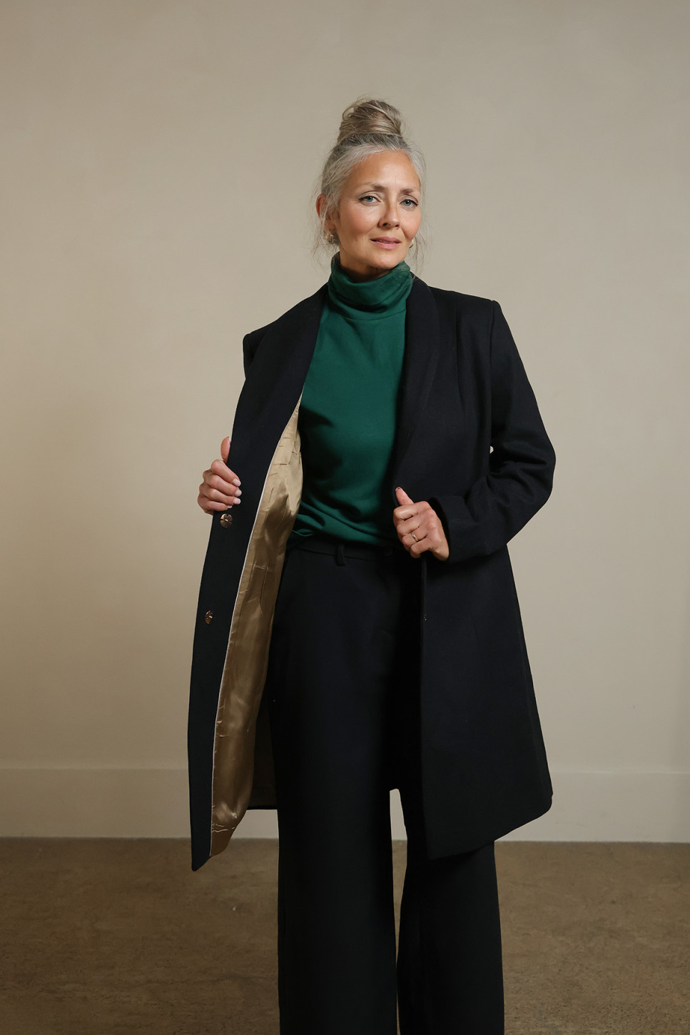 BAILEY TAILORED WOOL COAT 