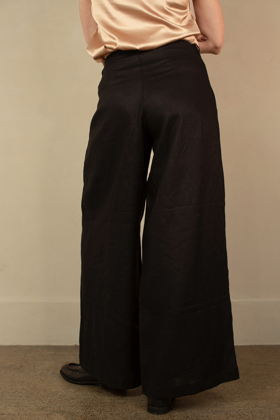 BLACK ARDEN LINEN TROUSERS