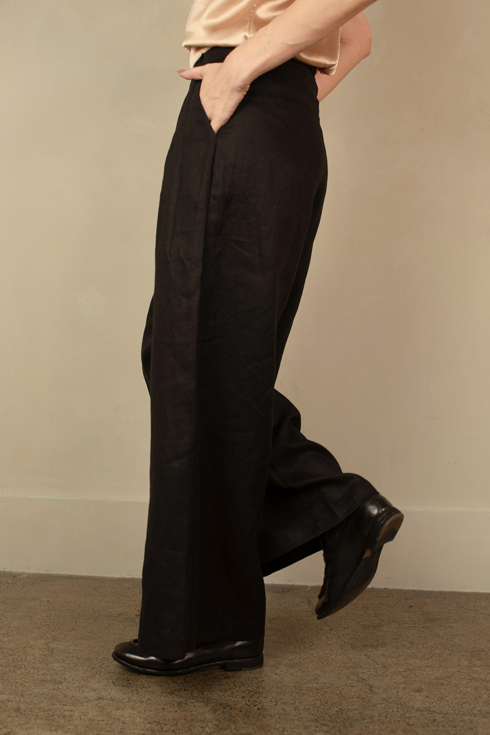 BLACK ARDEN LINEN TROUSERS