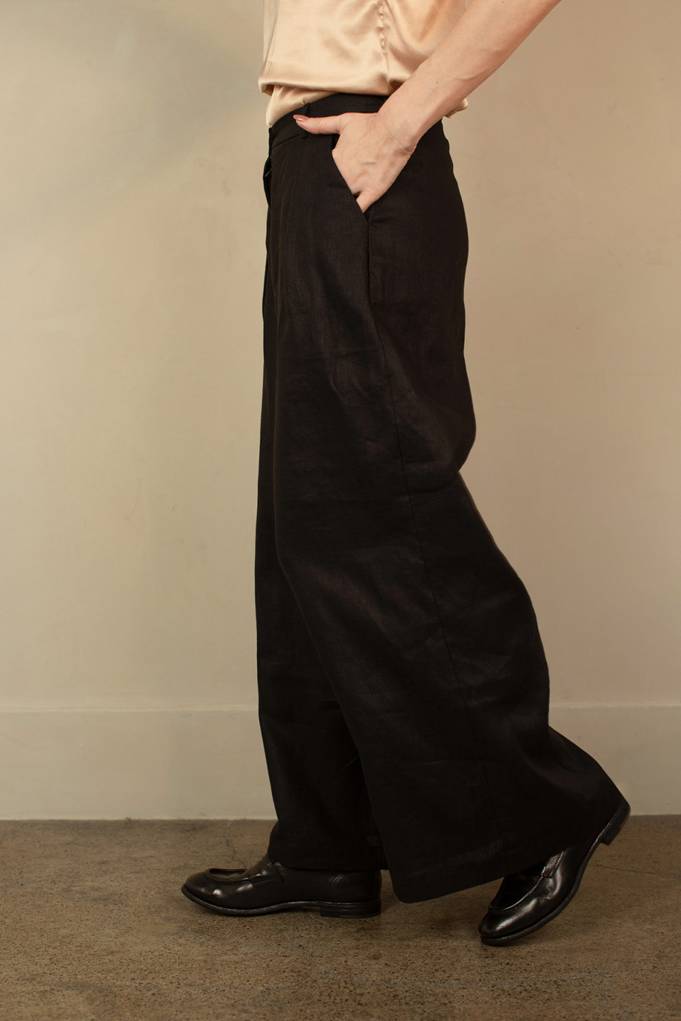 BLACK ARDEN LINEN TROUSERS