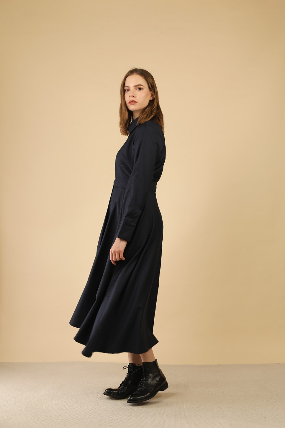 BROOKLYN TAILORED DRESS FROM VIRGIN WOOL 