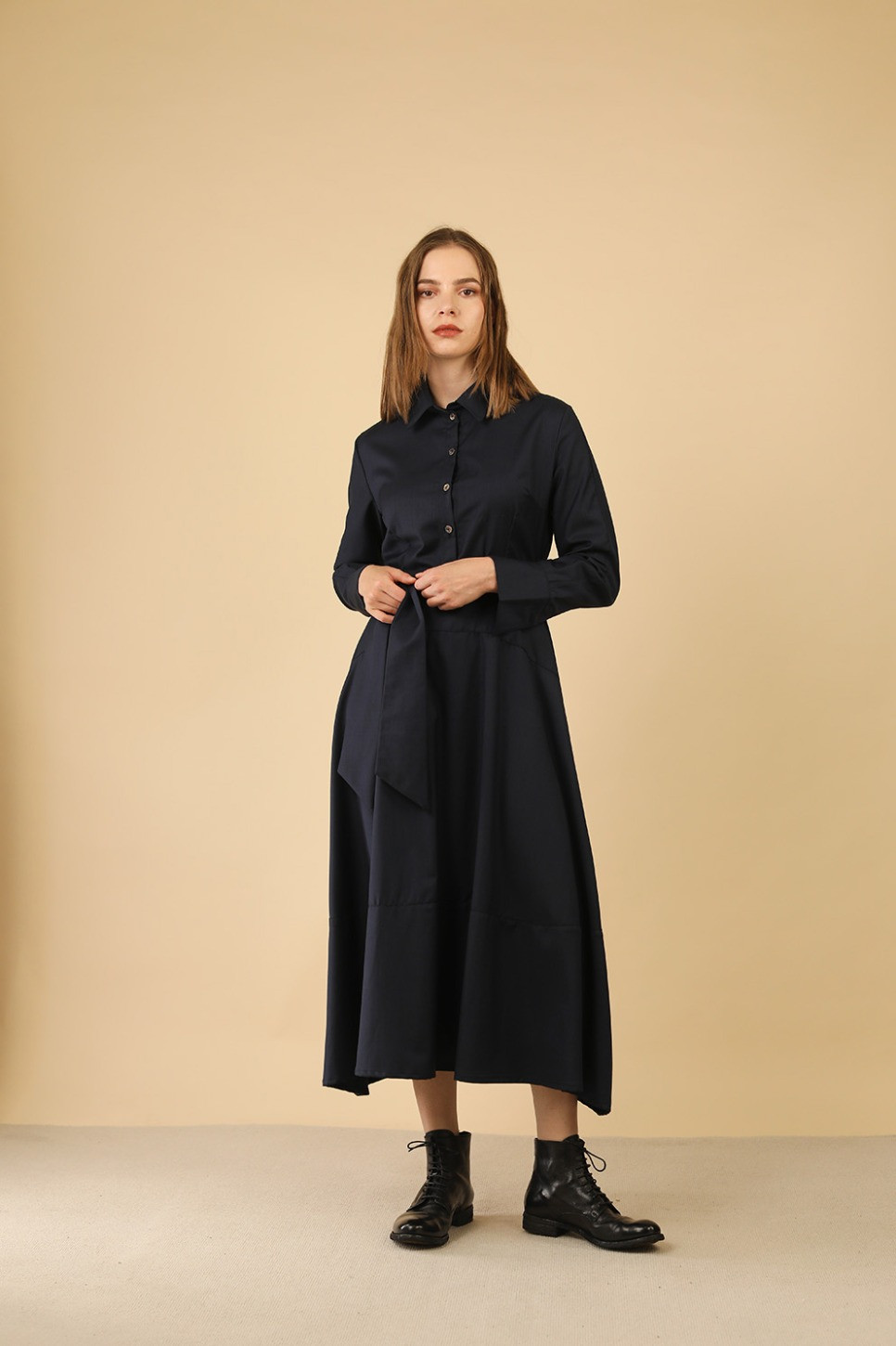 BROOKLYN TAILORED DRESS FROM VIRGIN WOOL 