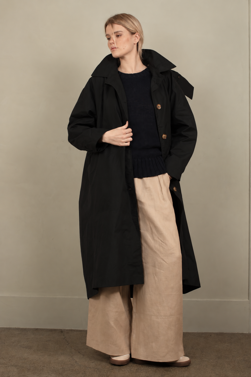 WAXED COTTON ASYMMETRIC RAINCOAT 