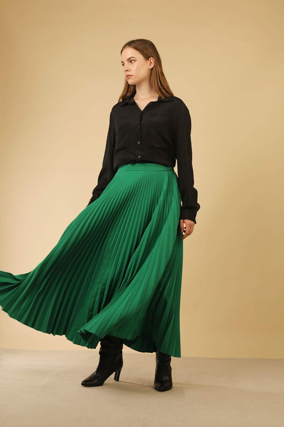THE GREEN ANAIS PLEATED MAXI SKIRT LORA GENE LoraGene