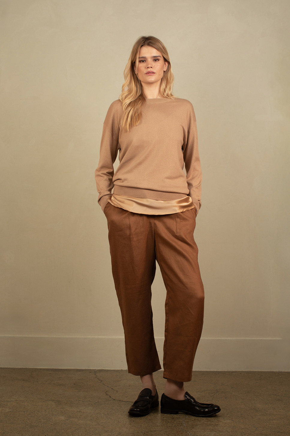 ANOUK BARREL LEG LINEN TROUSERS