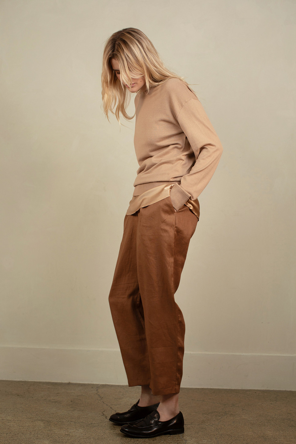 ANOUK BARREL LEG LINEN TROUSERS