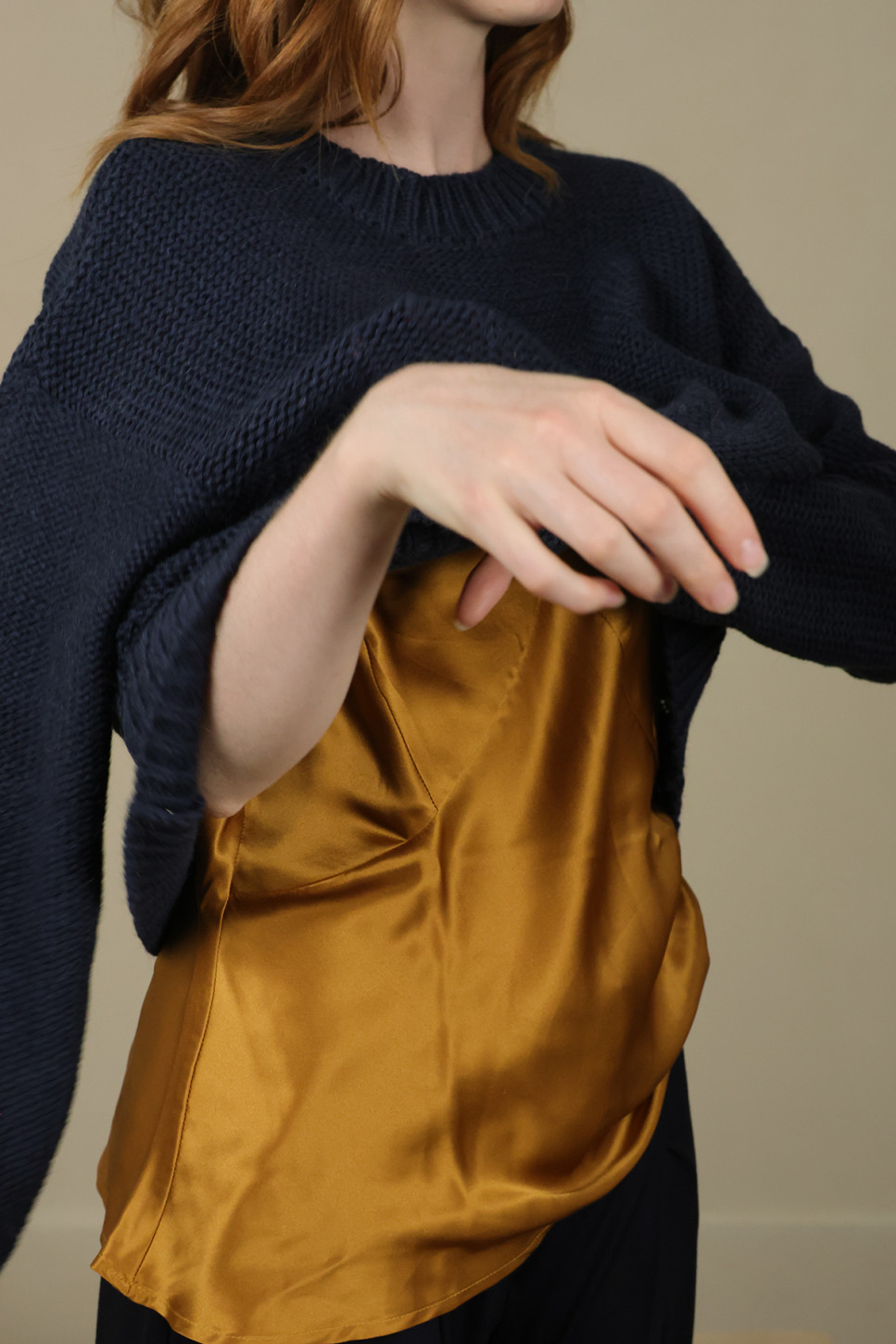 THE NAVY KAY SUPERFINE ALPACA JUMPER