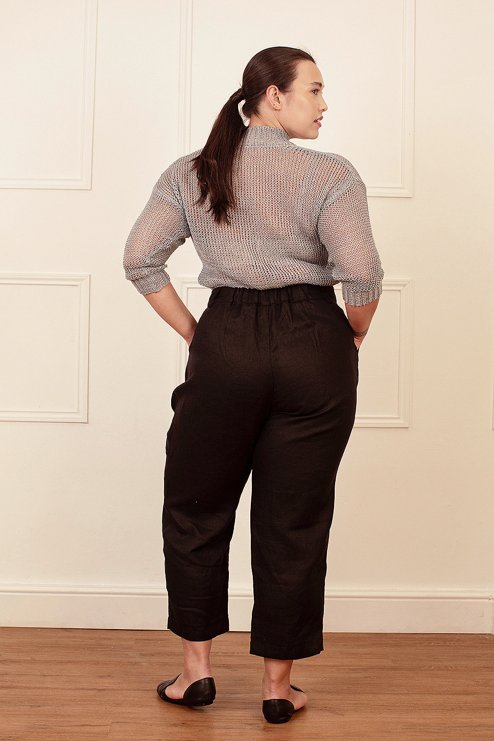 LINEN BARREL LEG TROUSERS