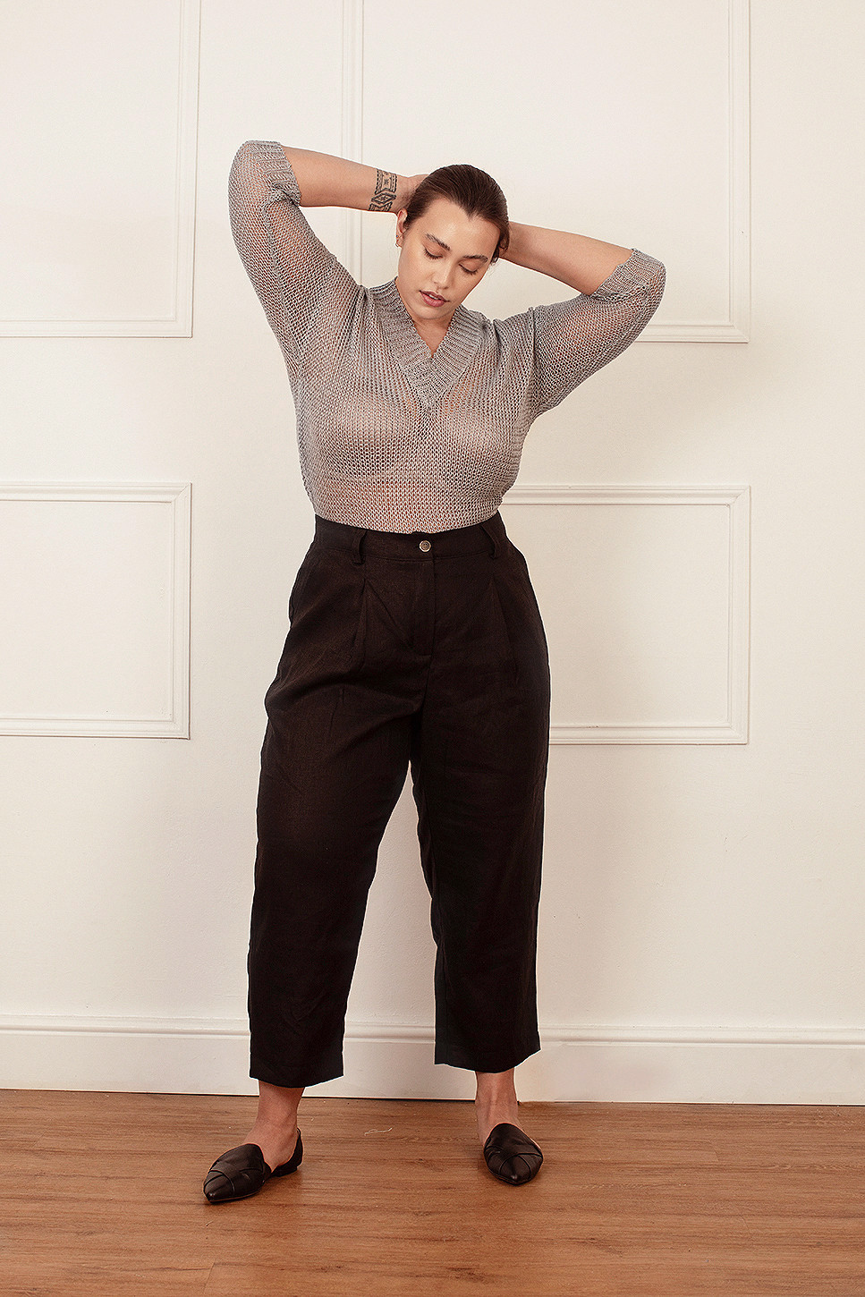 LINEN BARREL LEG TROUSERS