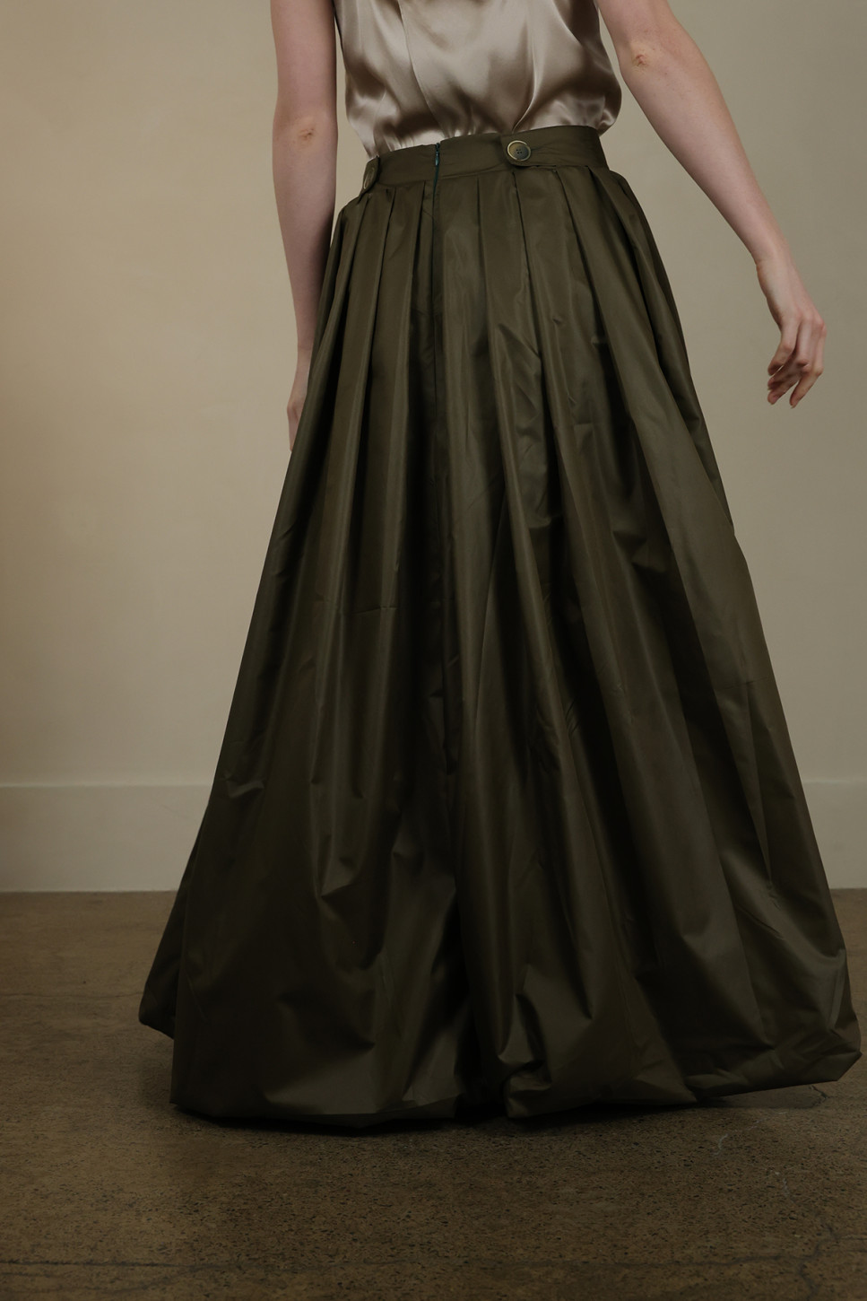 THE OLIVE MOOR MAXI SKIRT