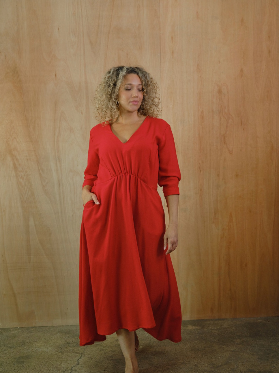SCARLETT V-NECK WOOL DRESS