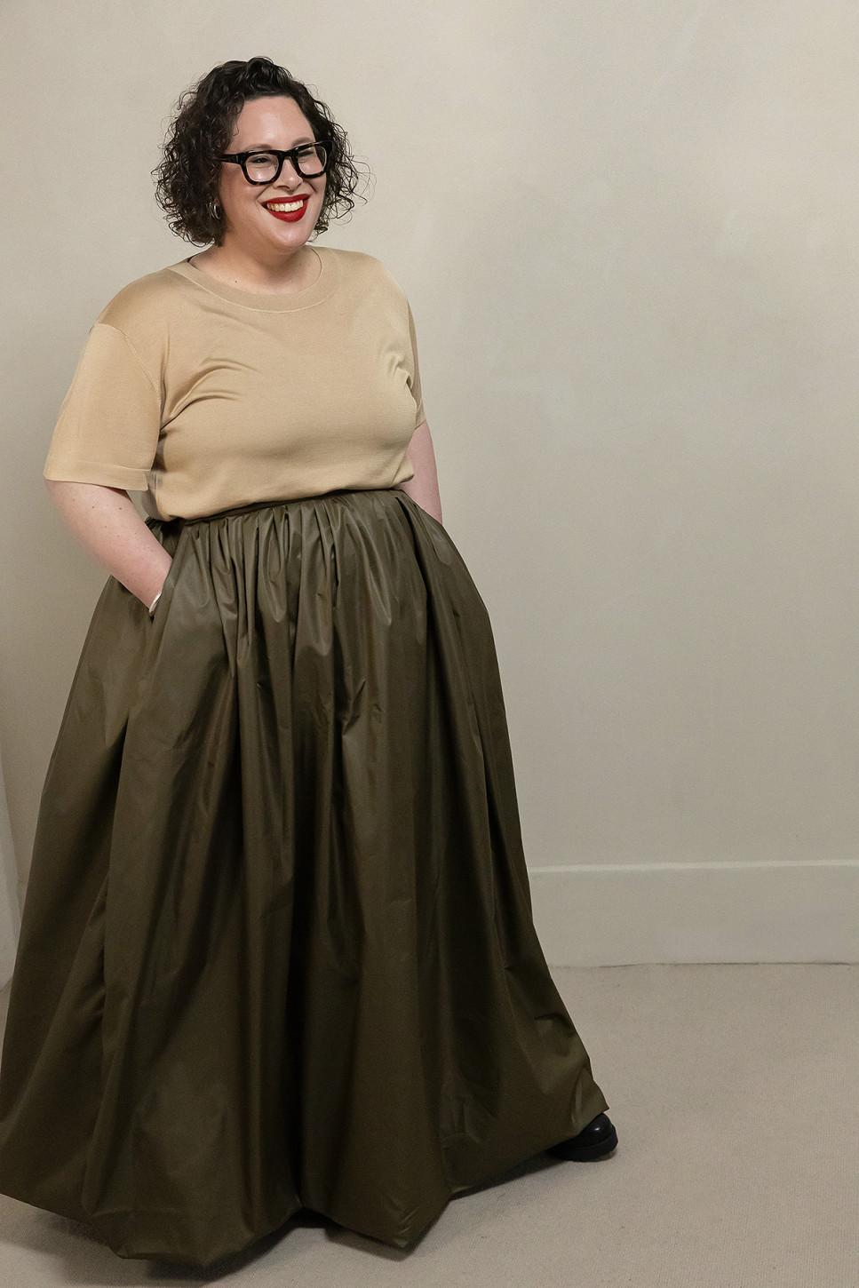 TAN LUXE SILK KNITTED T-SHIRT 