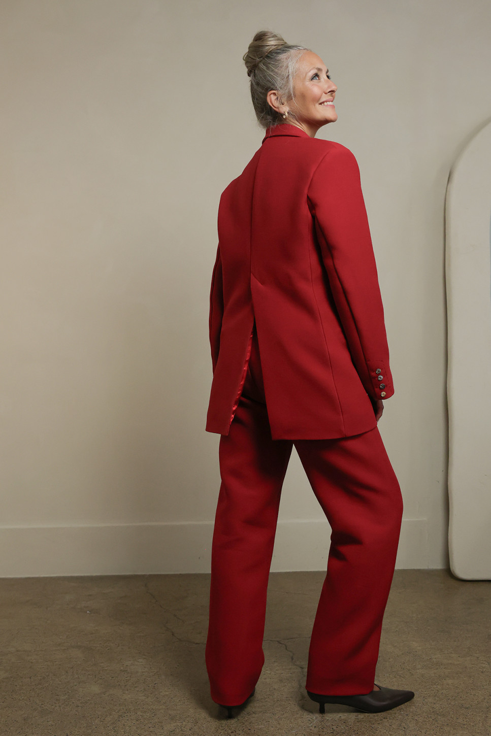 THE SIMONE WOOL-SILK BLEND BLAZER 