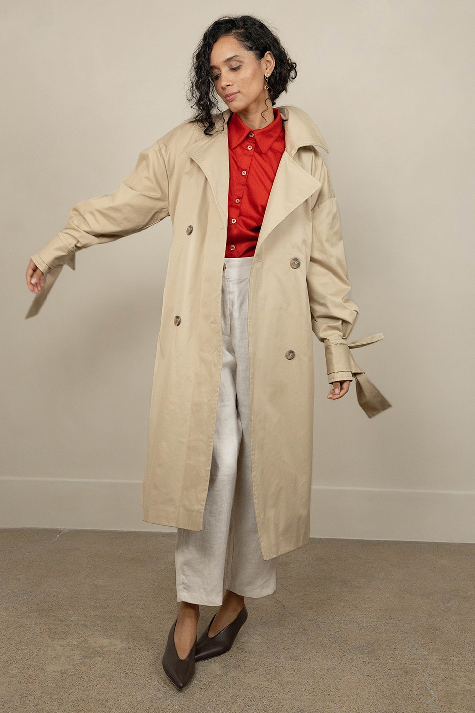 YASMIN TRENCH COAT IN SAND BEIGE COTTON 